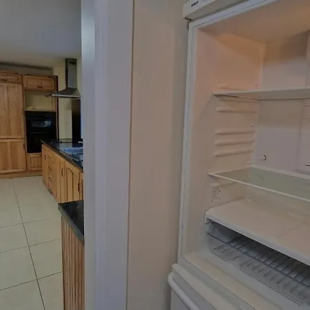 8 Bedroom Townhouse Galway