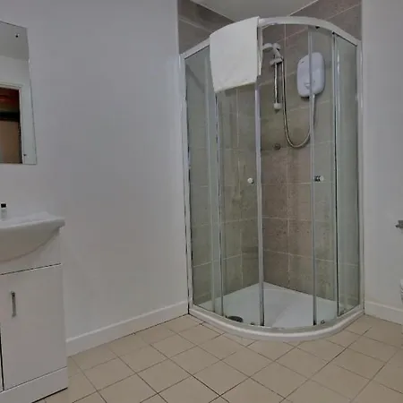 Apartman 8 Bedroom Townhouse